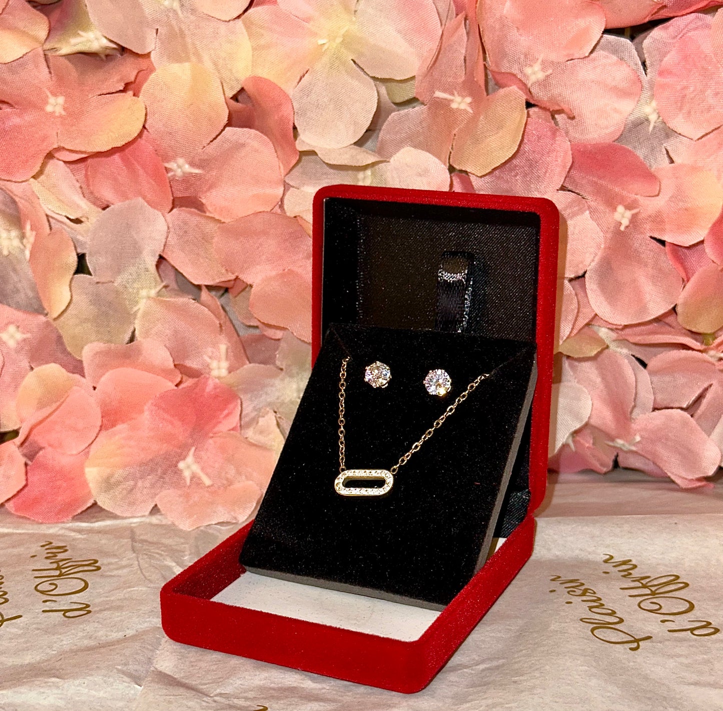Coffret Bijoux – Collier Rectangle Strass & Boucles d’Oreilles